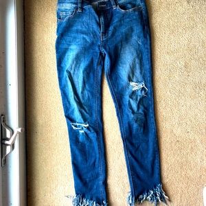 Free people jeans with frayed hem